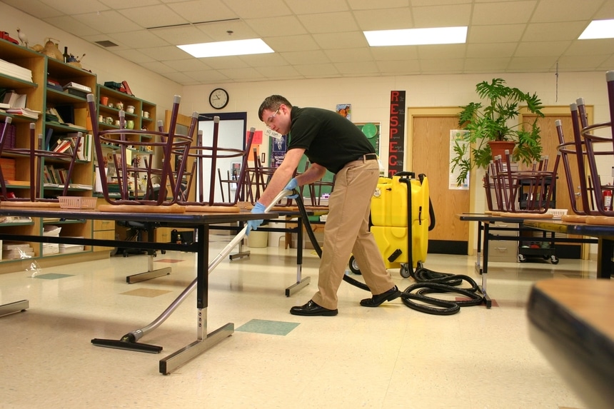 school cleaning service