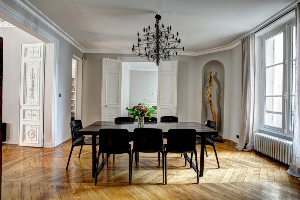 Your guide to professional office cleaning services.